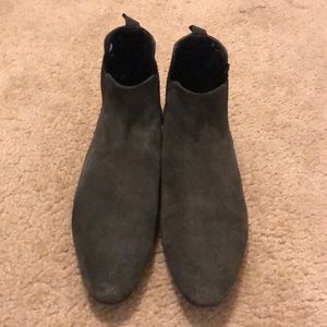 Chelsea Boots